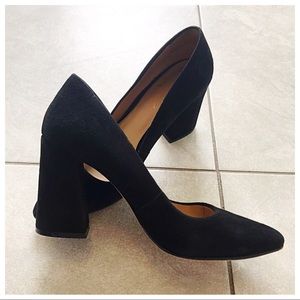 John Camuto Abigail suede leather pump